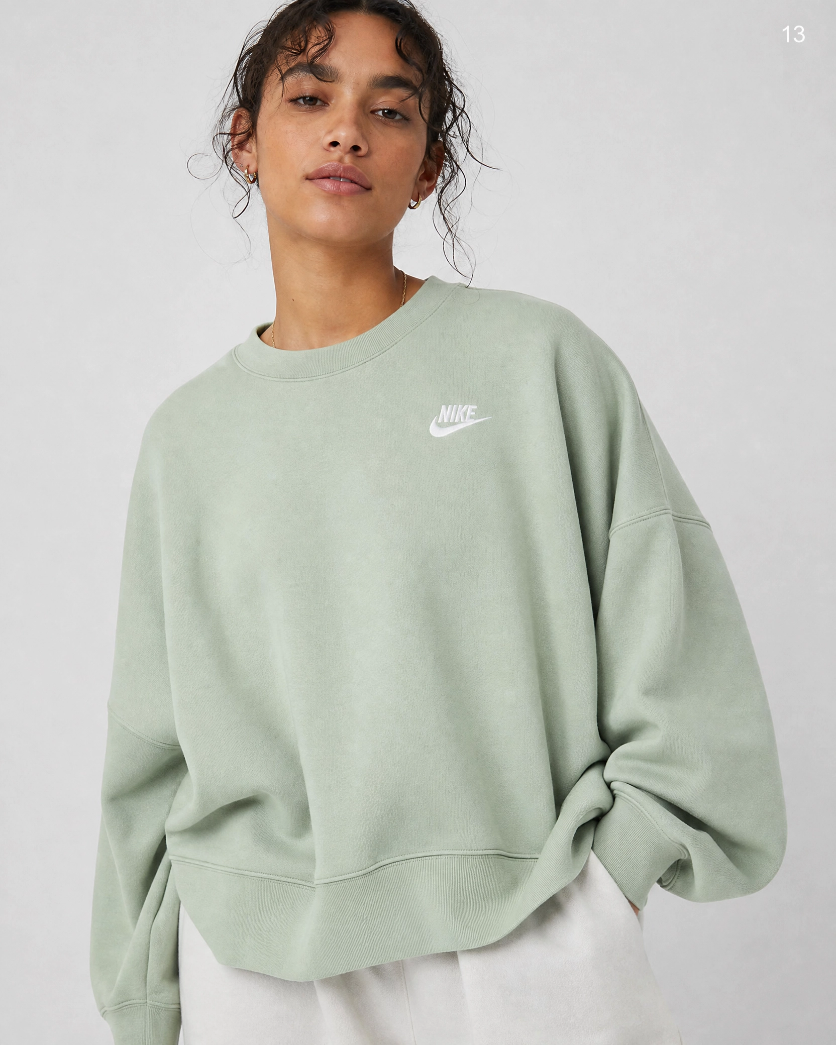 Nike Women's Sportswear Phoenix Fleece Oversized Crewneck Sweatshirt